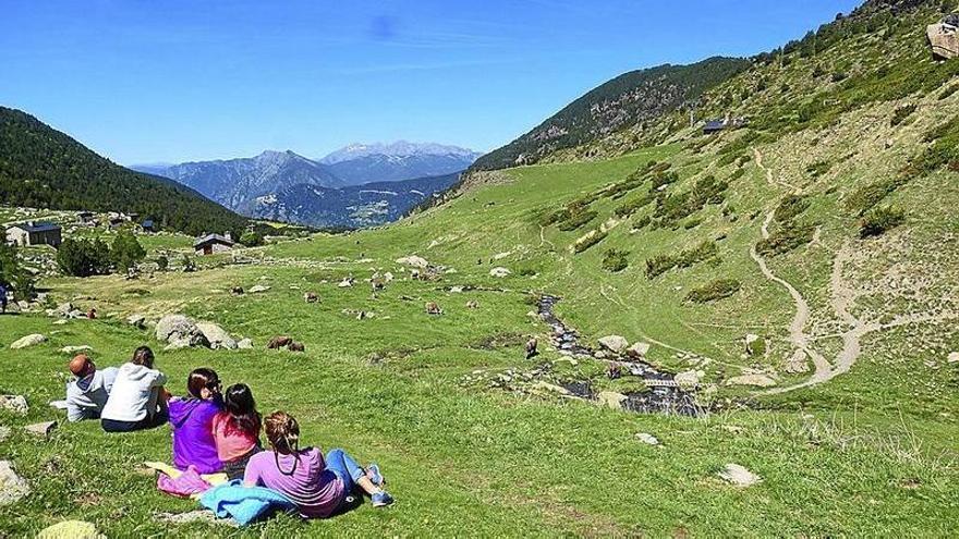 Paisagem de Andorra para férias em família com crianças