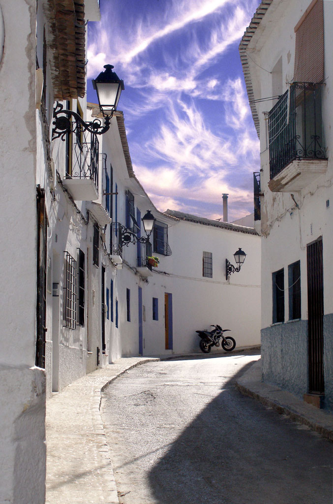 Altea: casco antiguo blanco, playas tranquilas y dónde alojarse