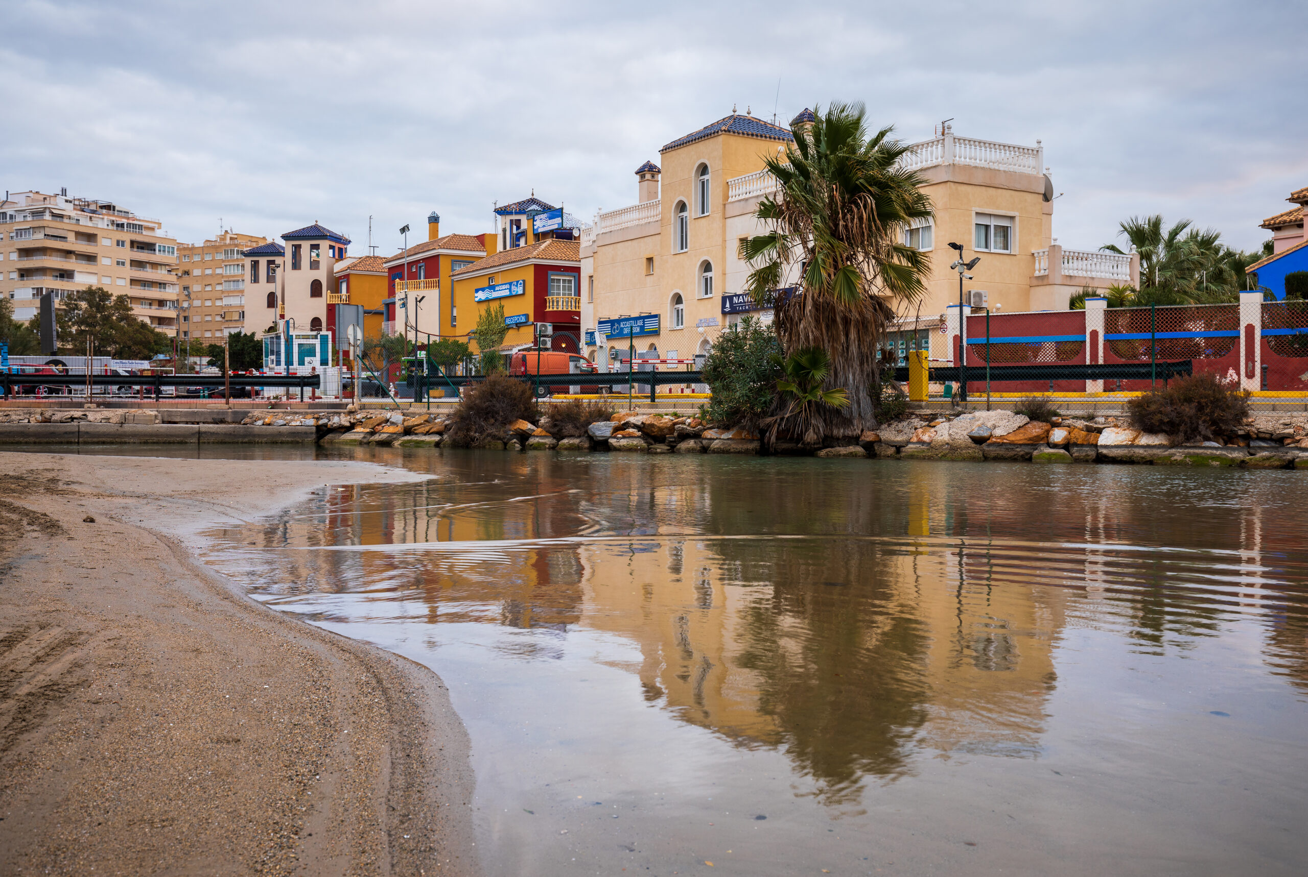 Marina Internacional de Torrevieja, zona portuária e náutica na Costa Blanca