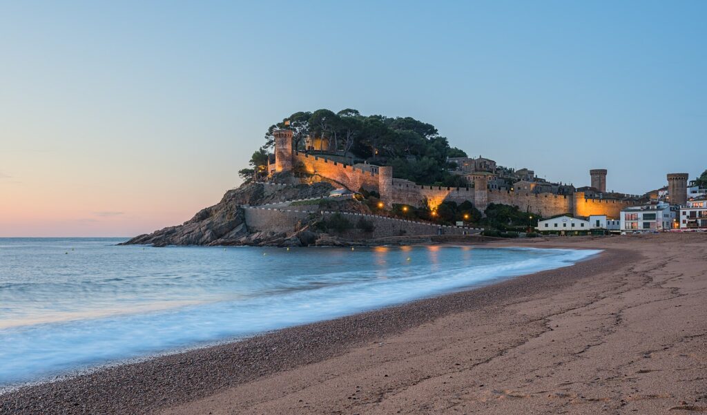 Tossa de Mar: qué ver, playas y cómo organizar la visita